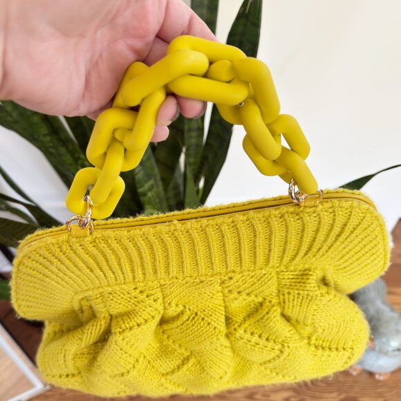 Bright Mustard Knit Purse with Chunky Chain Handle NEW - Picture 5 of 9